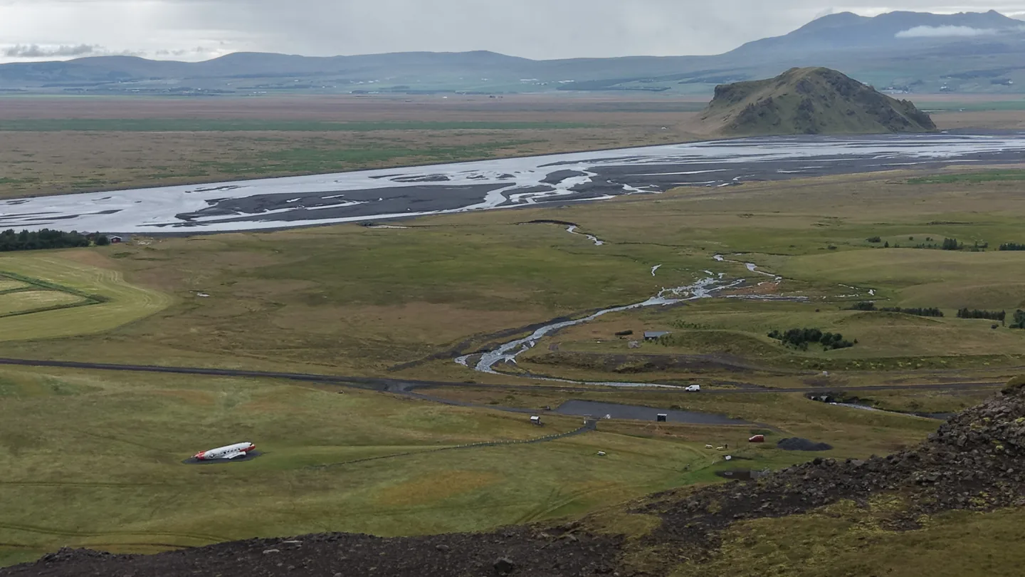The rivers, mountains and open landscape surrounding Eyvindarholt